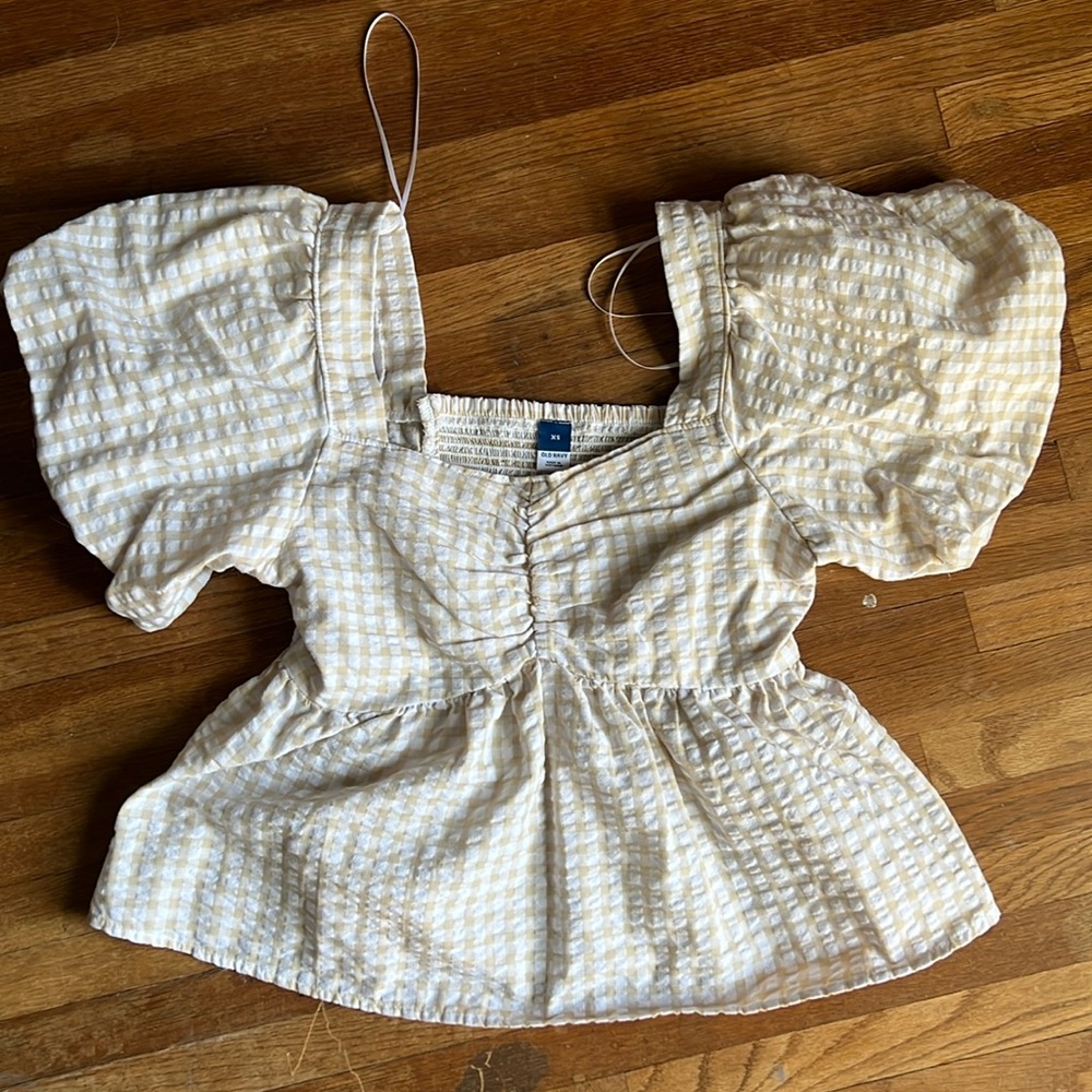 Old Navy Puffy Sleeve Blouse